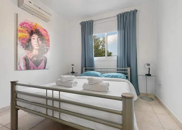 Glabur - The Cozy Atelier - City, Free Parking & Wifi, Welcomes You!!! Nikósie